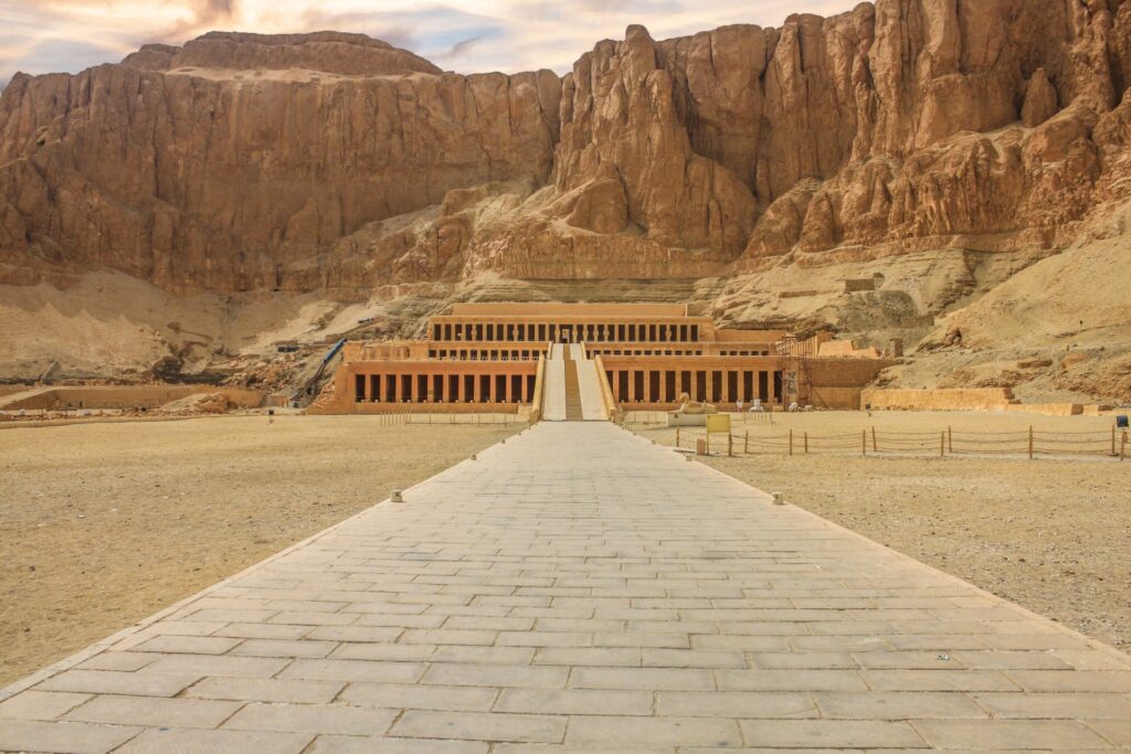 Luxor: Grabstätte, Sarkophage und mehr entdeckt